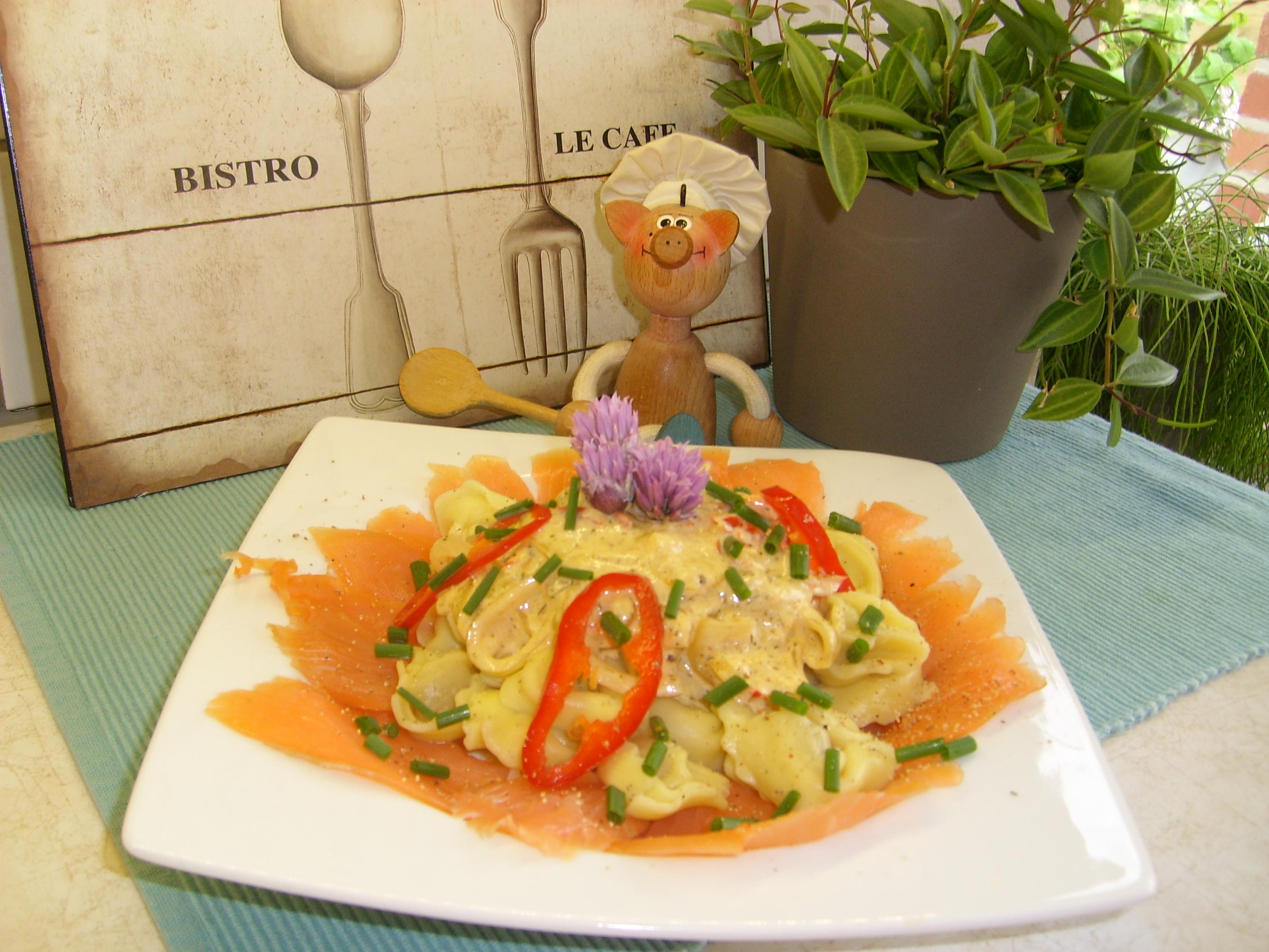 Tortellini met gerookte zalm