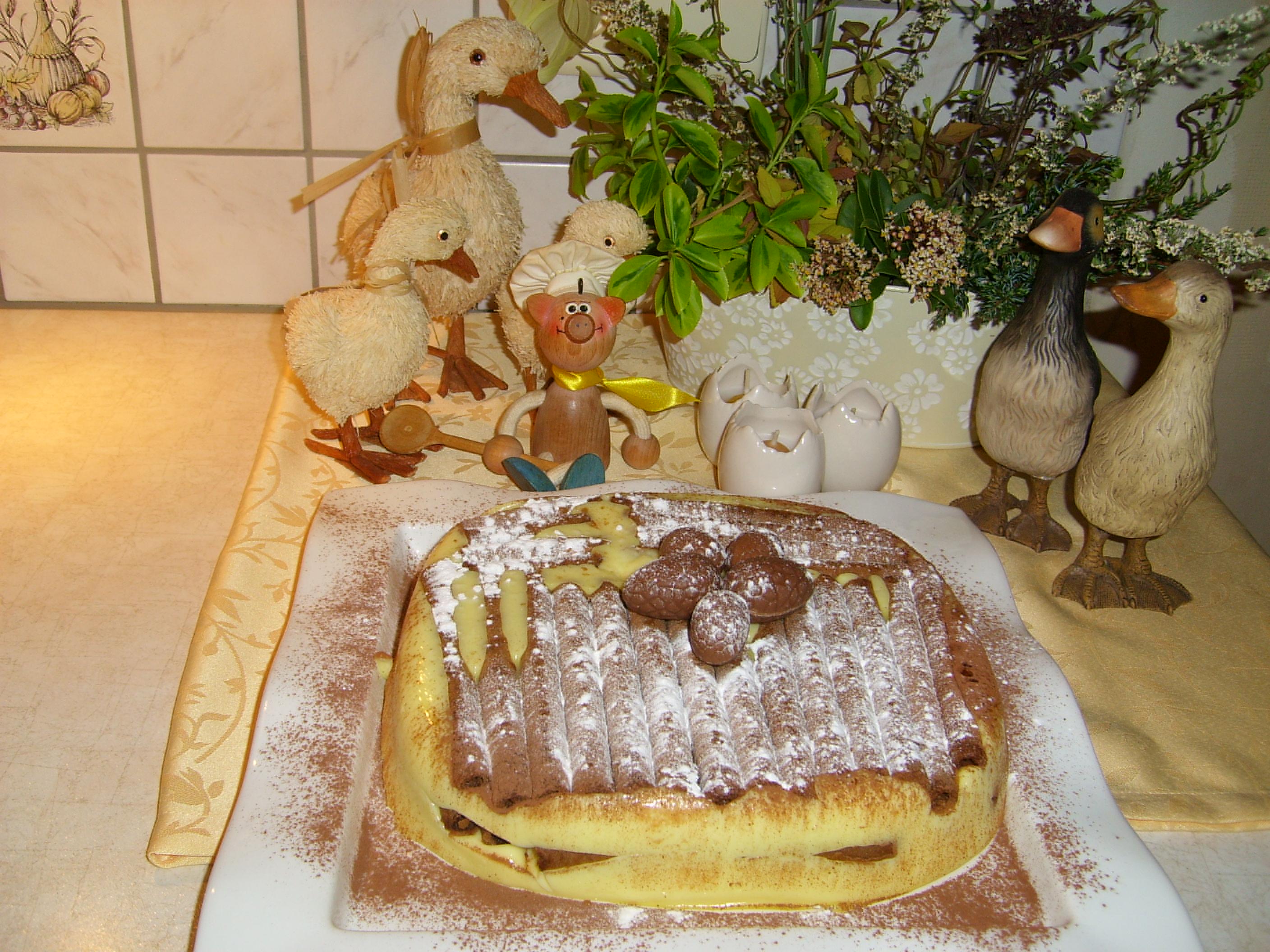 Vanille pudding met wafel-rolletjes met hazelnoot