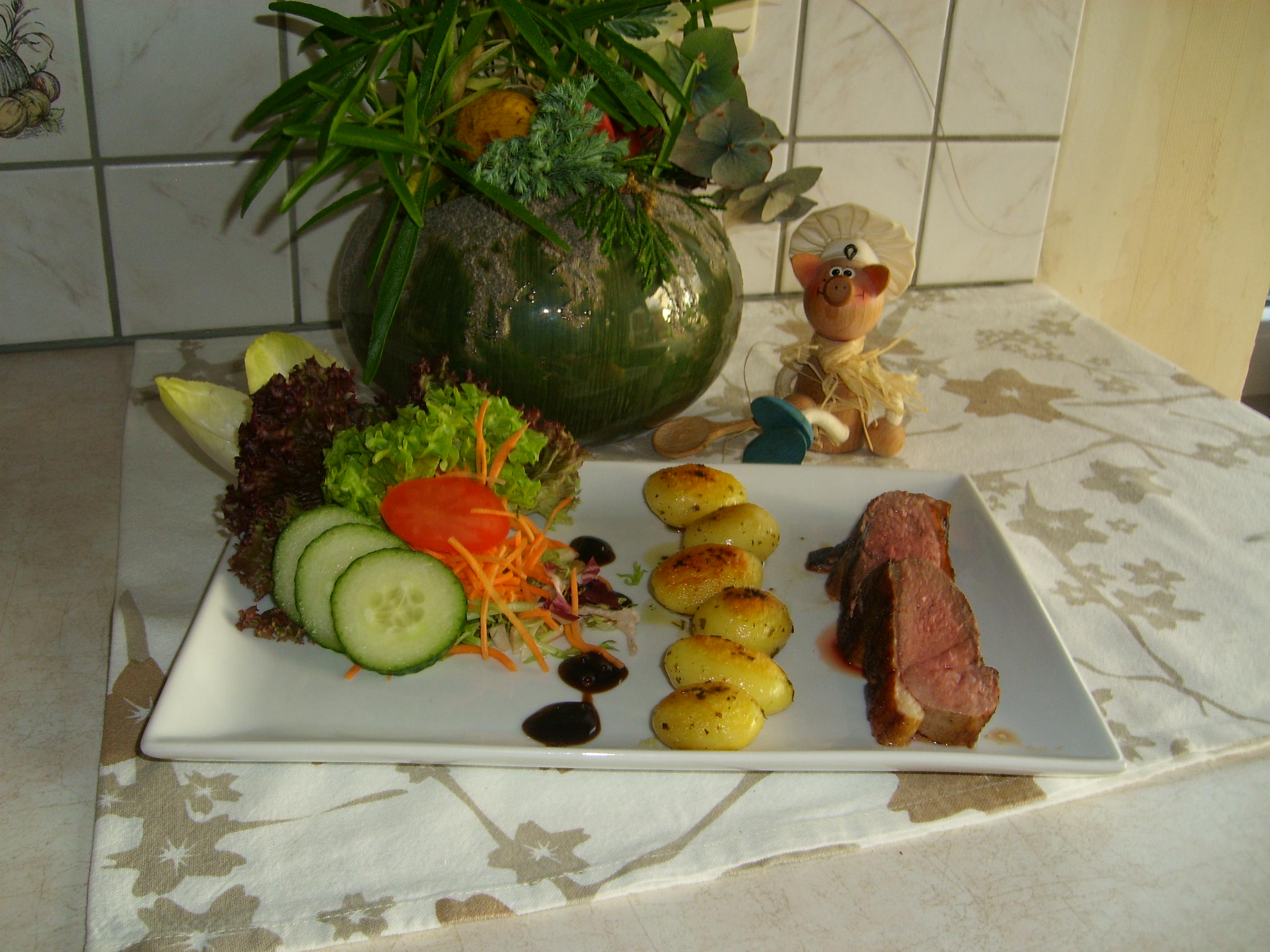 Een frisse salade met eendenborstfilet