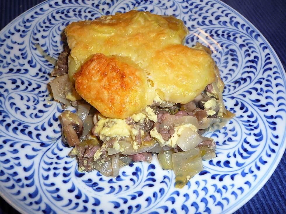 Ovenschotel met witlof, gehakt en (kastanje)champignons