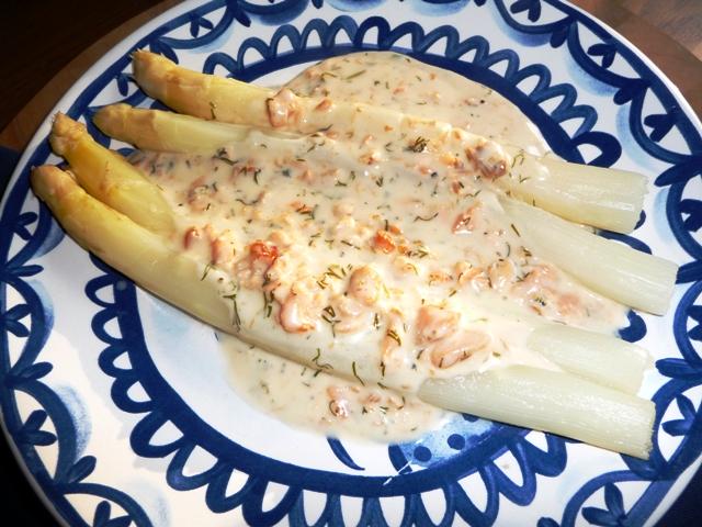 Zalm/dillesaus voor bij asperges