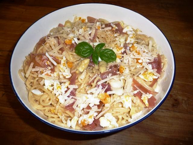 Spaghetti met asperges à la Parma