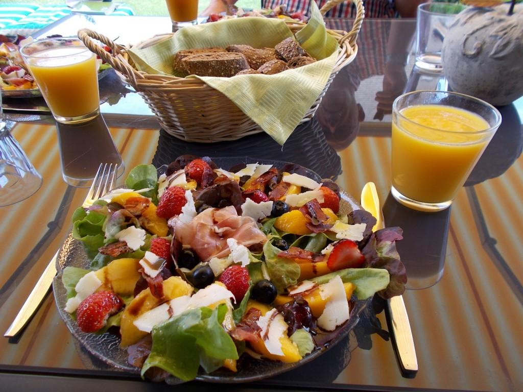 Zomerse lunchsalade; ook lekker voorgerecht. 