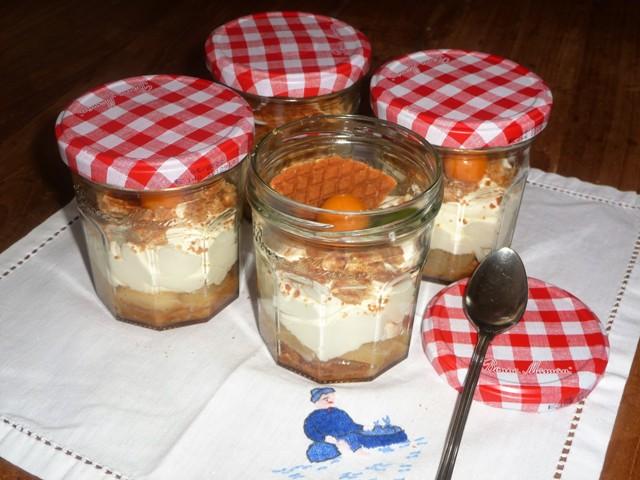 Trifle met stroopwafel, mascarponeroom en peer