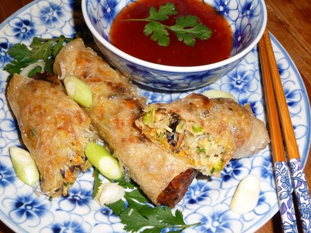 Vietnamese egg rolls Nem rán (Cháº£ giò)