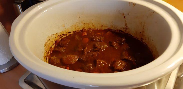 Ierse rundvleesstoofpot met Guinnes voor slowcooker en braadpan