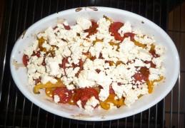 Feta uit de oven met tomaat en paprika