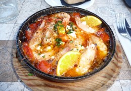 Gamba's pil pil (al ajillo) con tomate