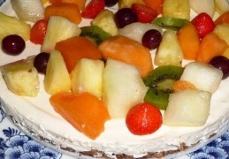 Yoghurttaart met vers fruit (no bake)