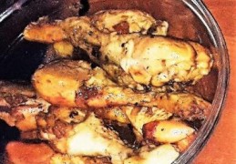 Tapas: Drumsticks met knoflook