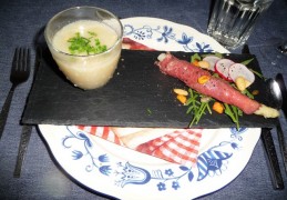 Rosbiefrolletjes met asperges