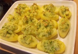 Gevulde aardappeltjes met peterselieboter