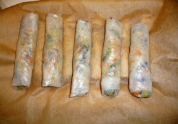 Vietnamese egg rolls Nem rán (Cháº£ giò)