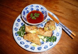 Vietnamese egg rolls Nem rán (Cháº£ giò)