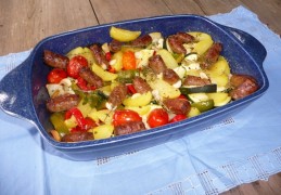 Italiaanse traybake met chipolata's