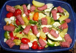 Italiaanse traybake met chipolata's