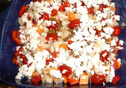 Traybake met pompoen, feta en rosbief